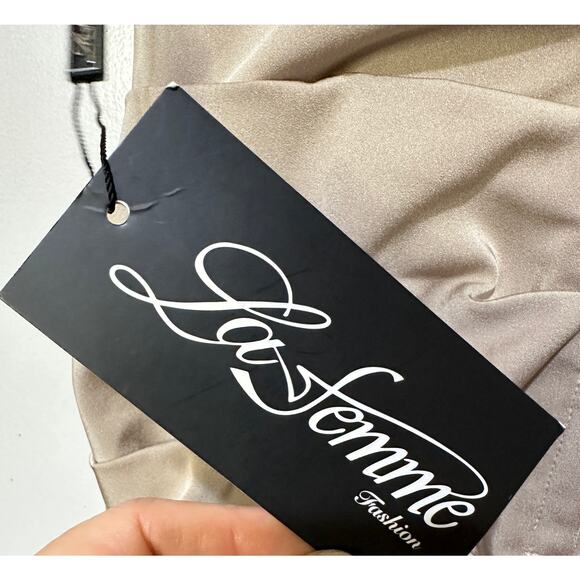 La Femme Evening Mother of the Bride Gown Nude 6 NWT 29805 Pleated Jersey Skirt - Picture 16 of 16